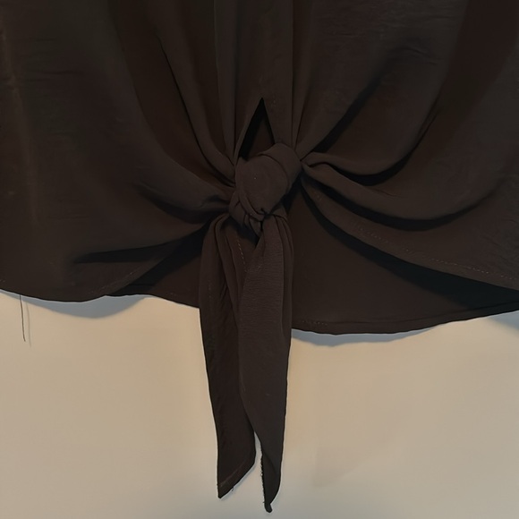 Black V-Neck Blouse with Tie Front Small - Picture 5 of 6